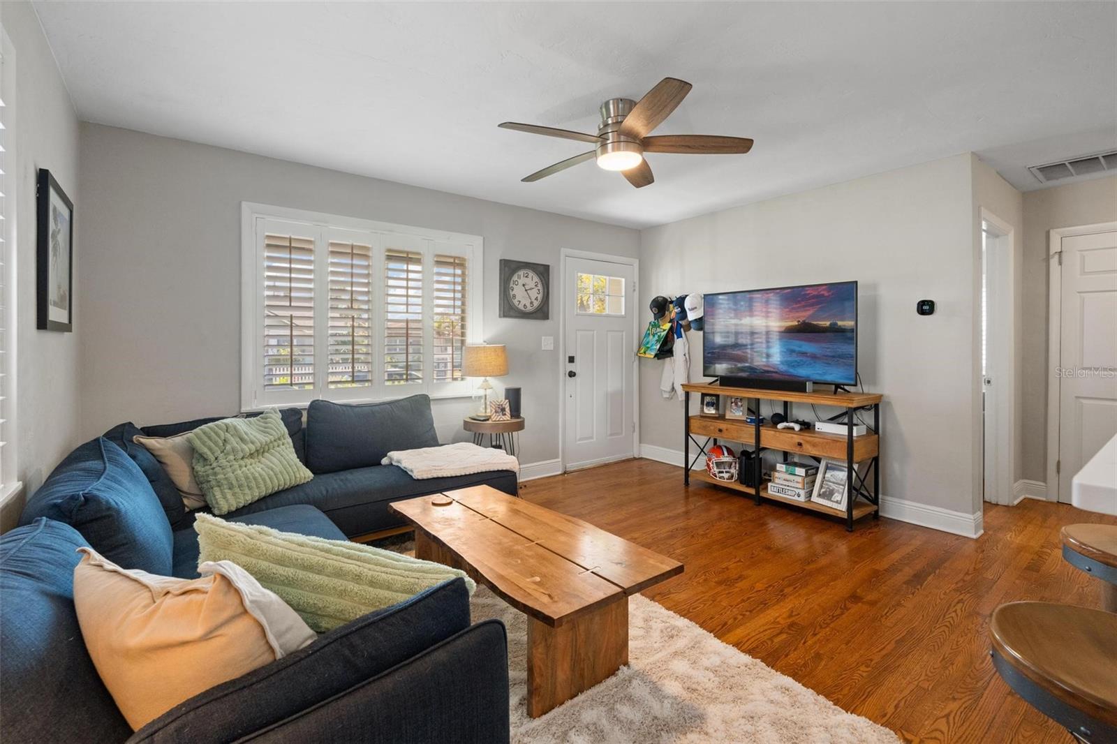 4545 BURLINGTON AVENUE N