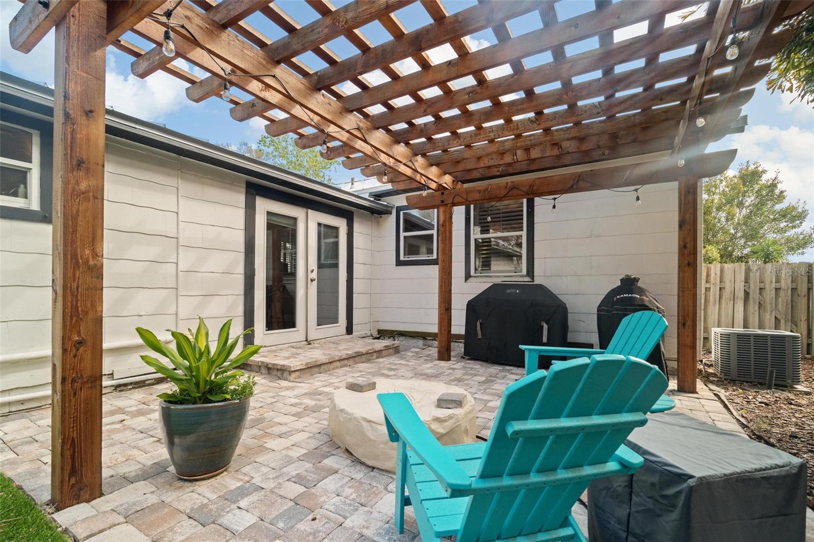 INTER BAY - Residential