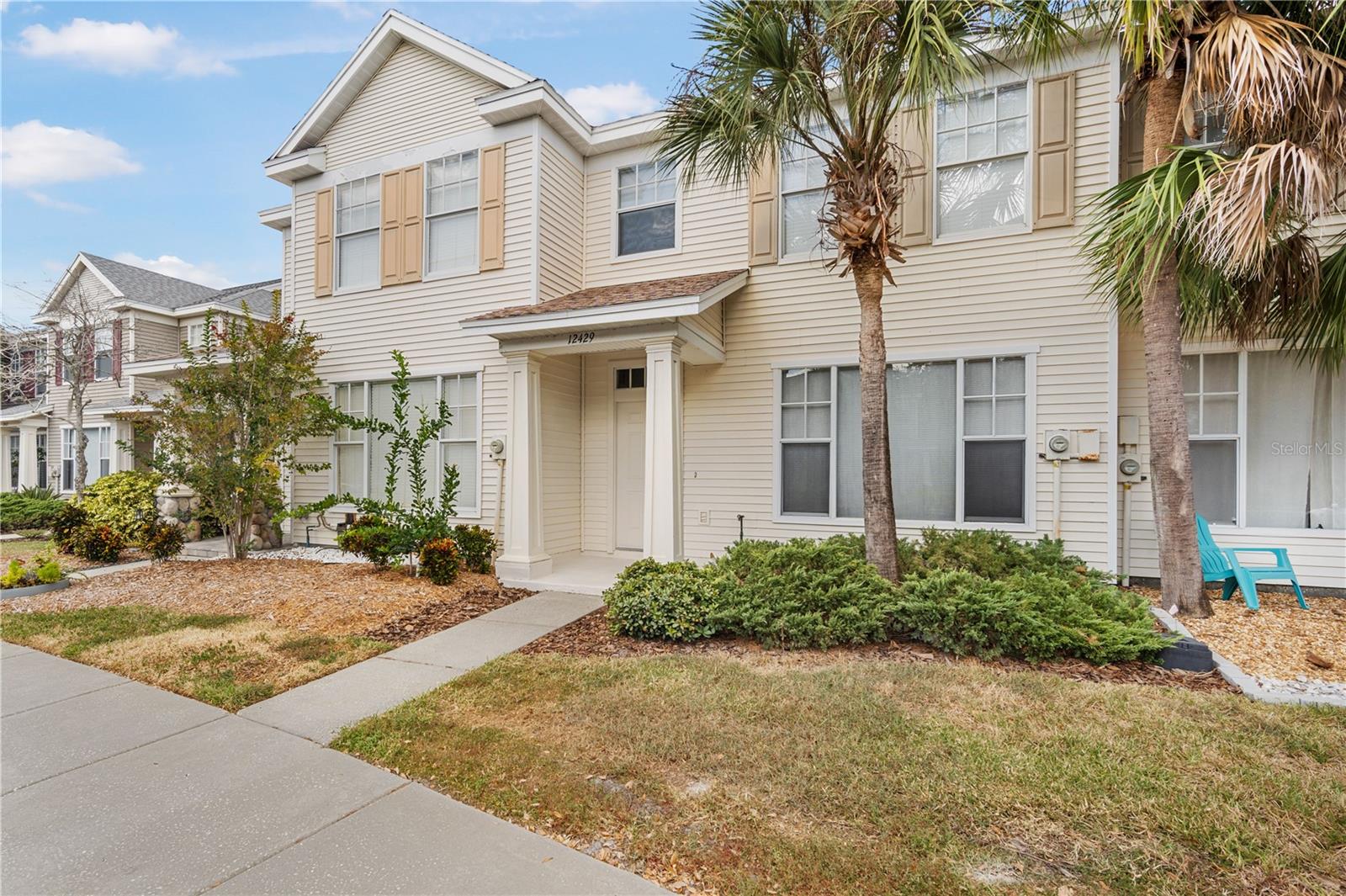 COUNTRY CHASE - Residential Lease