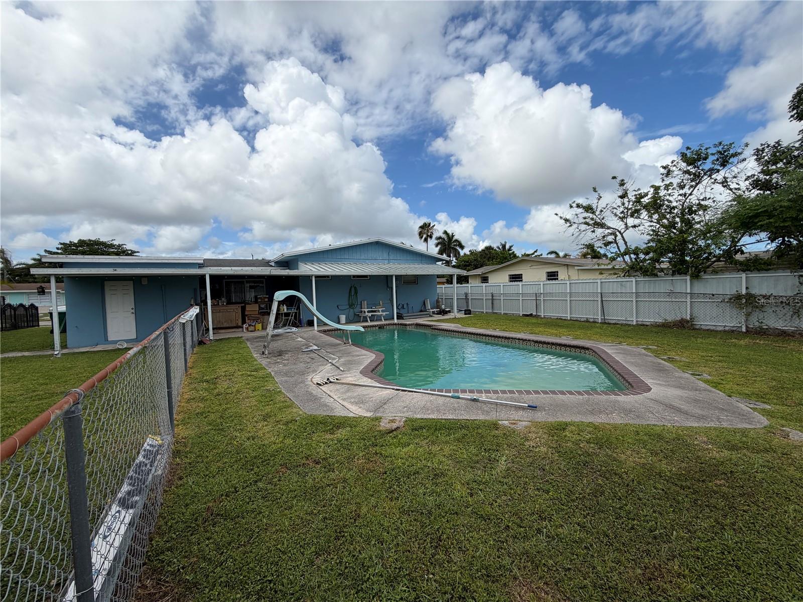PALMLAND HOMES SOUTH 01 - Residential