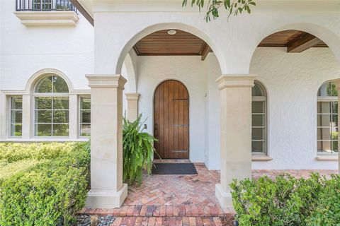 A home in WINTER PARK