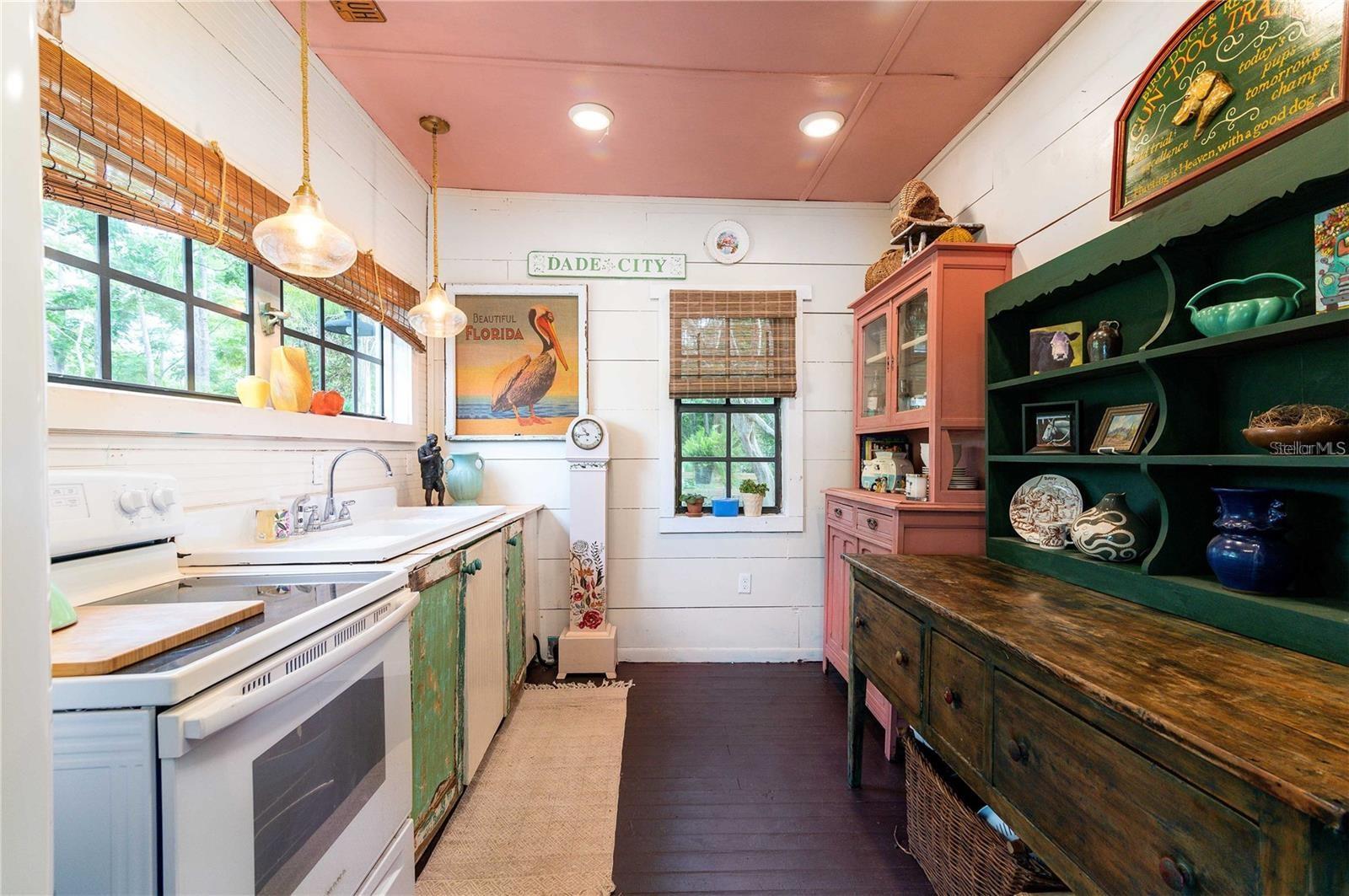 ZEPHYRHILLS COLONY COMPANY LANDS - Residential