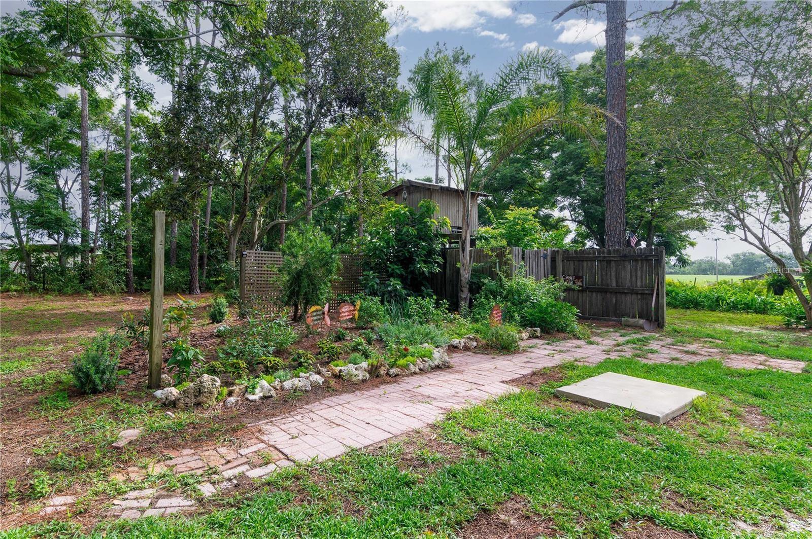 ZEPHYRHILLS COLONY COMPANY LANDS - Residential