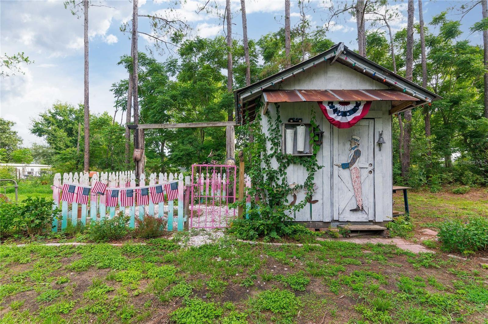 ZEPHYRHILLS COLONY COMPANY LANDS - Residential