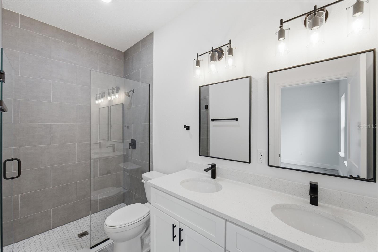 MARION OAKS UN 03 - Residential