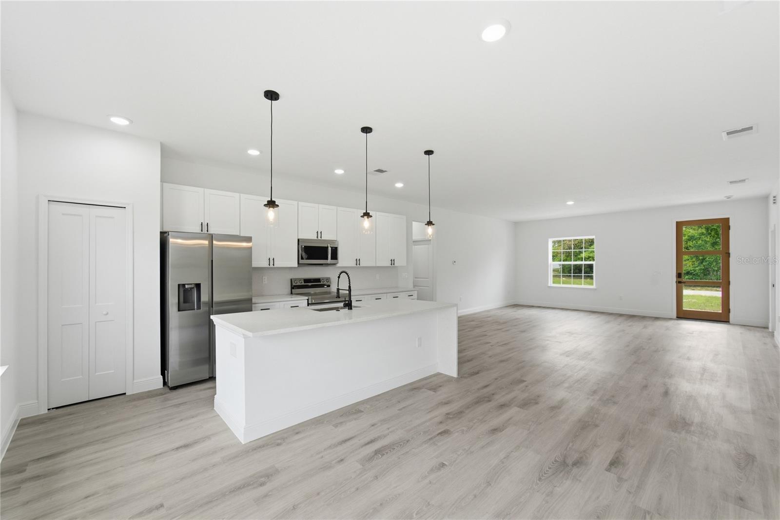 MARION OAKS UN 03 - Residential