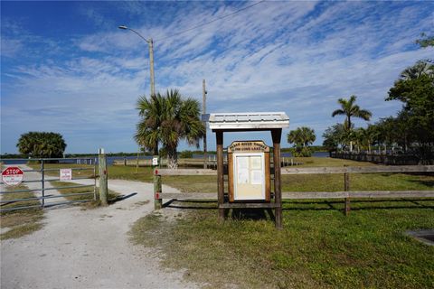 A home in PUNTA GORDA