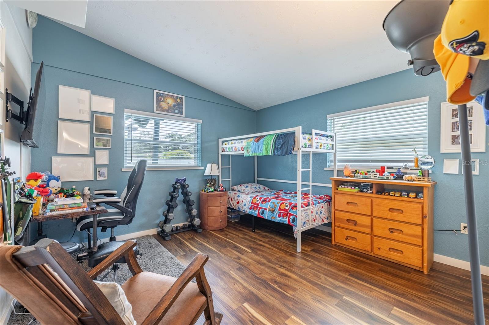 CLEAR VIEW MANOR UNIT ONE REP - Residential