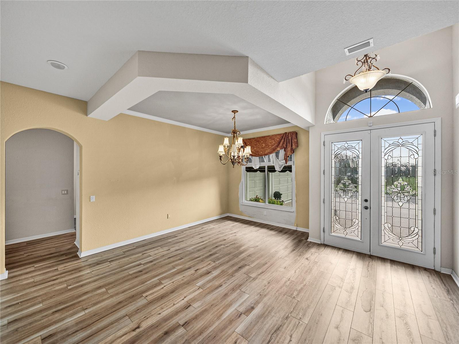 4004 SABLE LOOP DRIVE