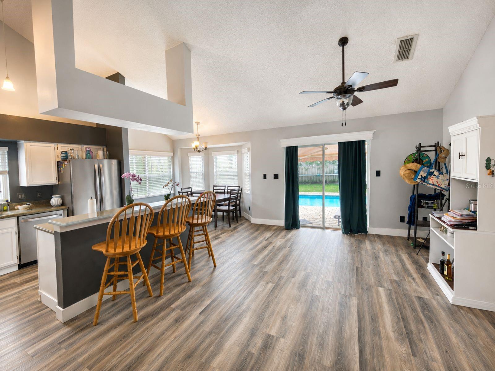 14641 QUAIL TRAIL CIRCLE