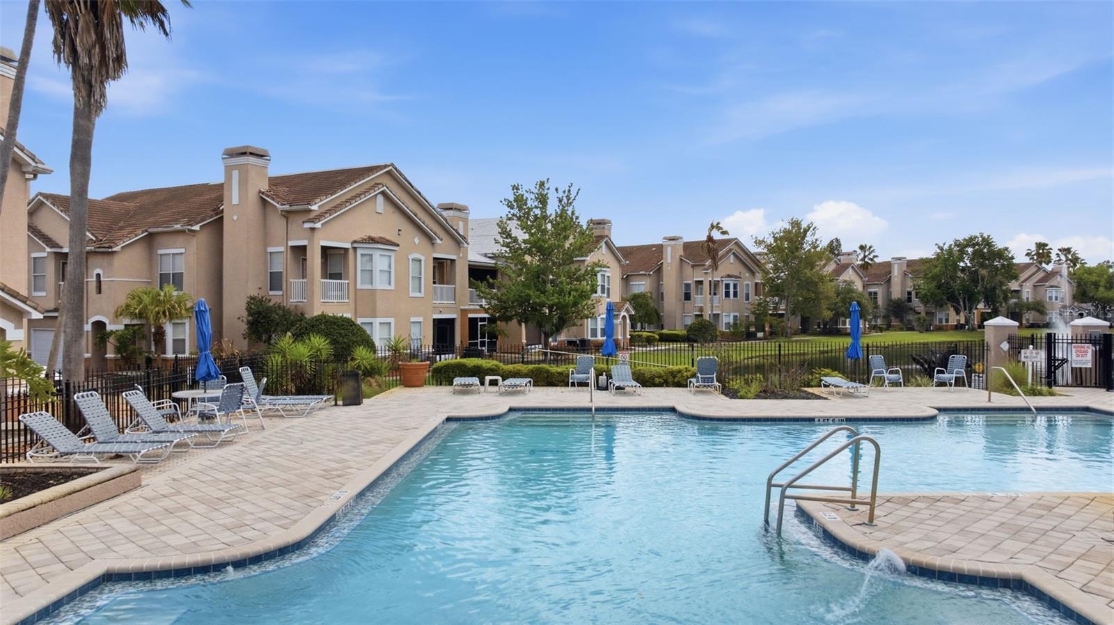 THE VILLAS CONDO - Residential