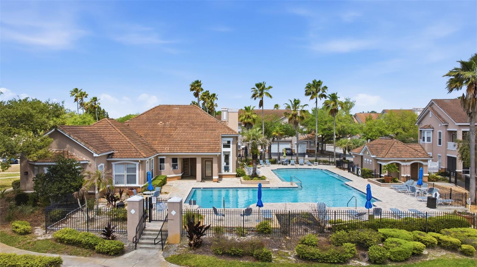 THE VILLAS CONDO - Residential