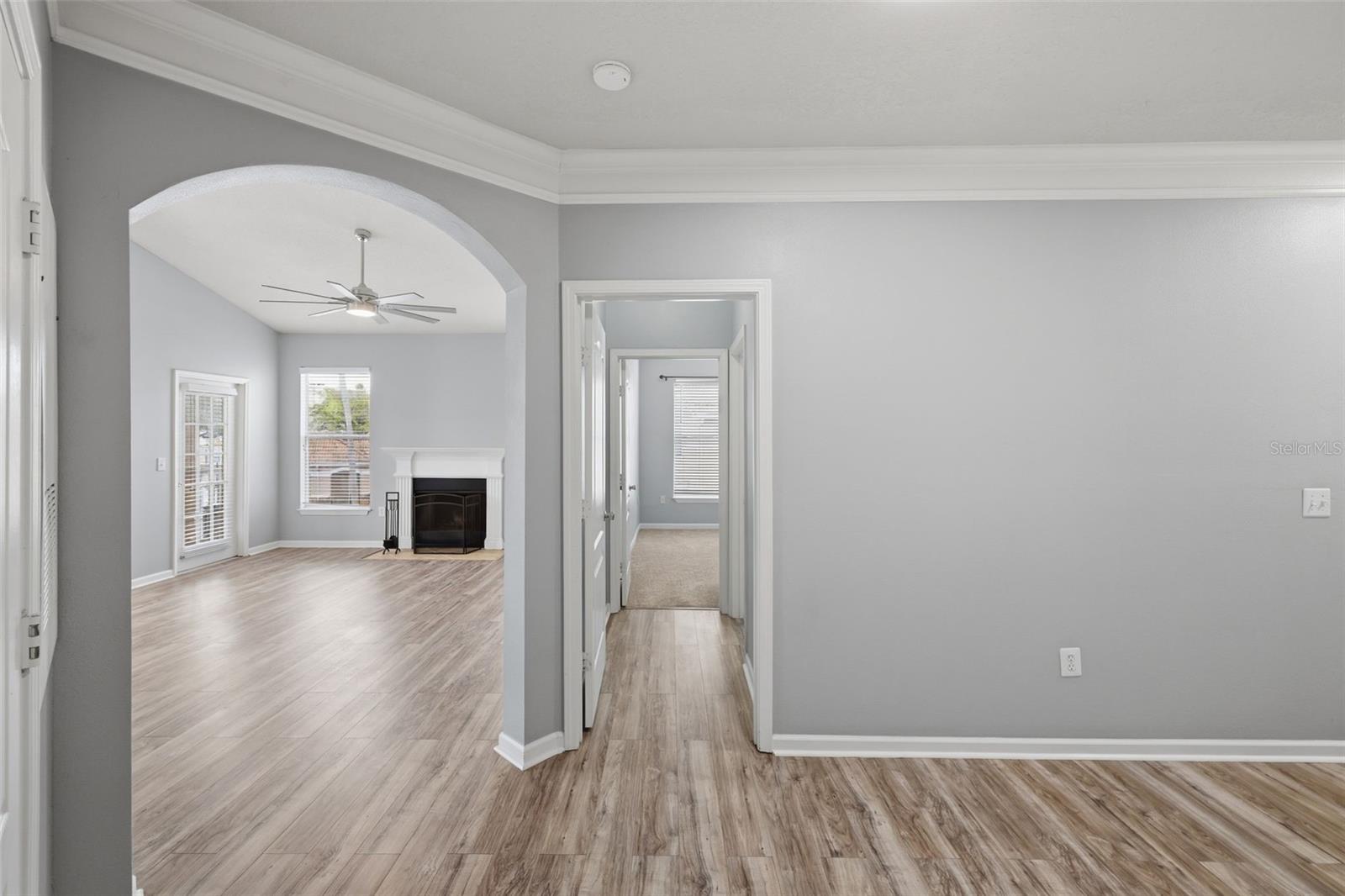 10504 VILLA VIEW CIRCLE