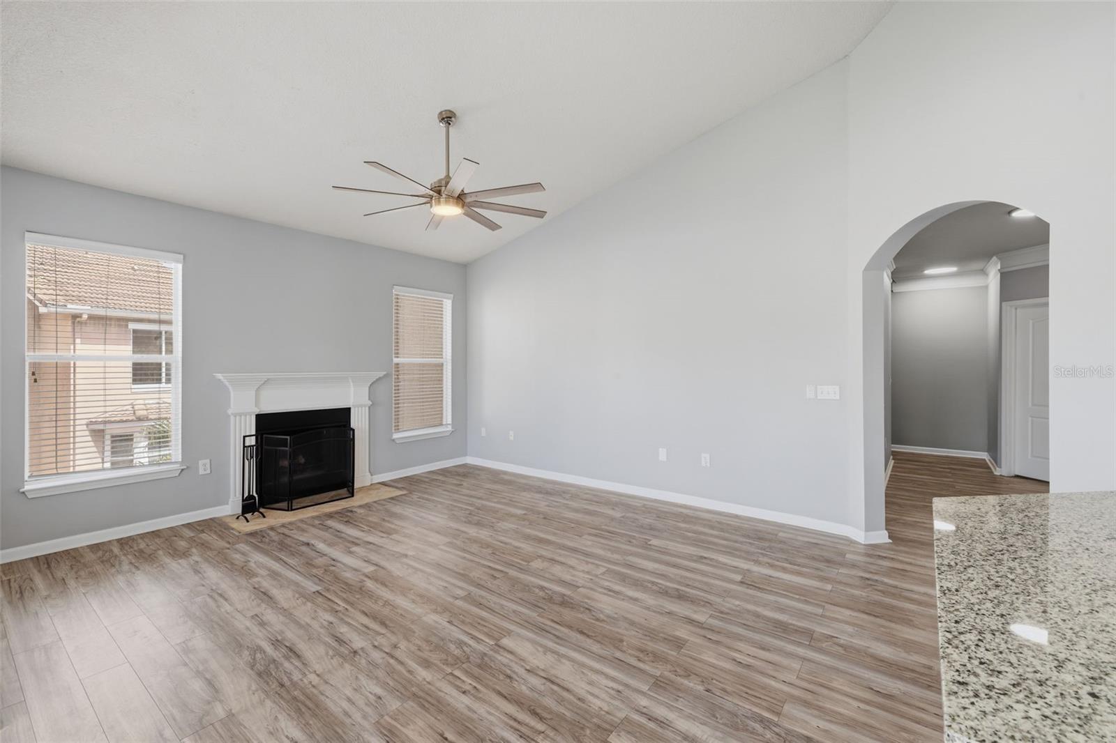 THE VILLAS CONDO - Residential