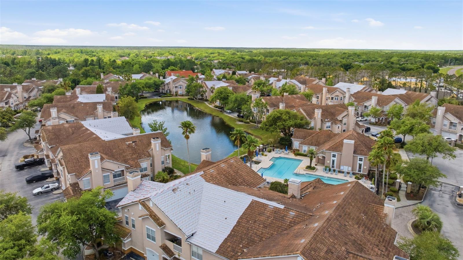 THE VILLAS CONDO - Residential