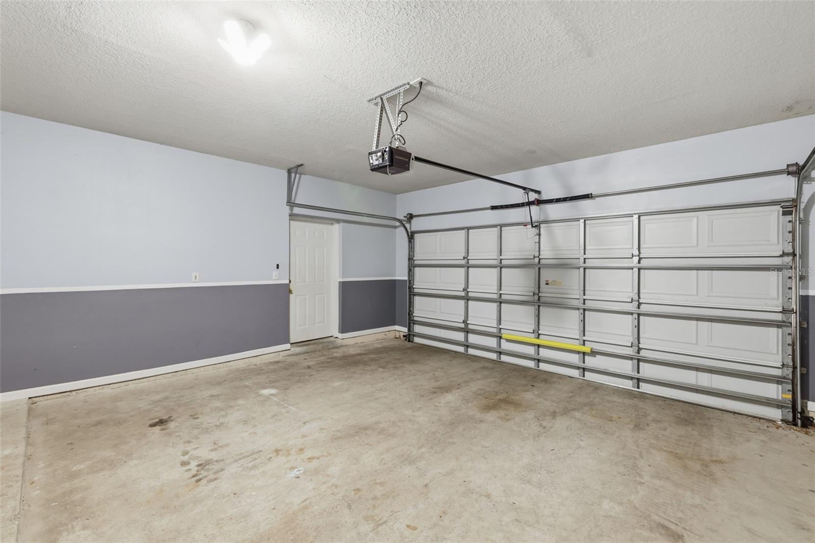 THE VILLAS CONDO - Residential