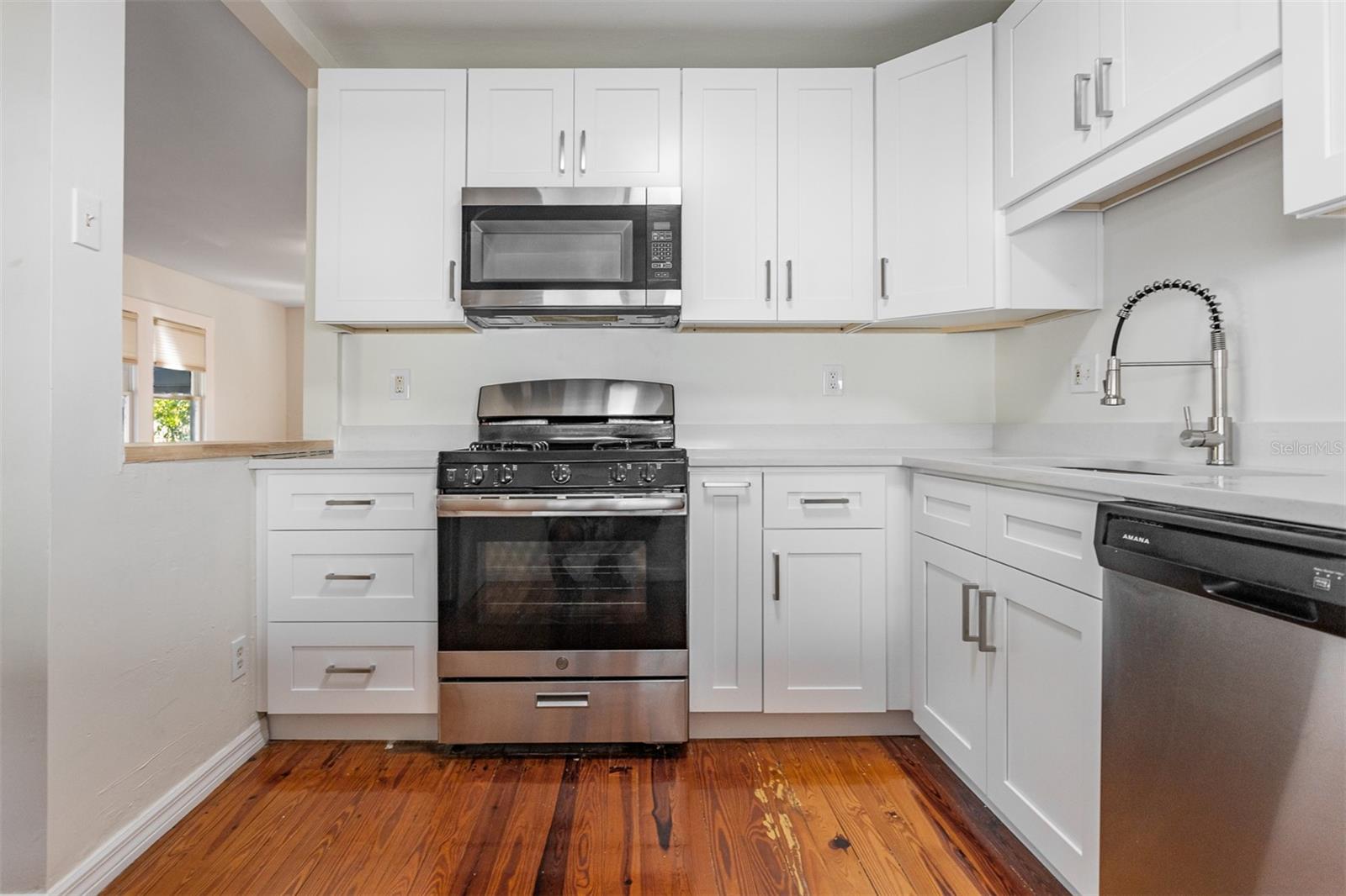 RIVERSIDE ESTATES CORR - Residential Lease