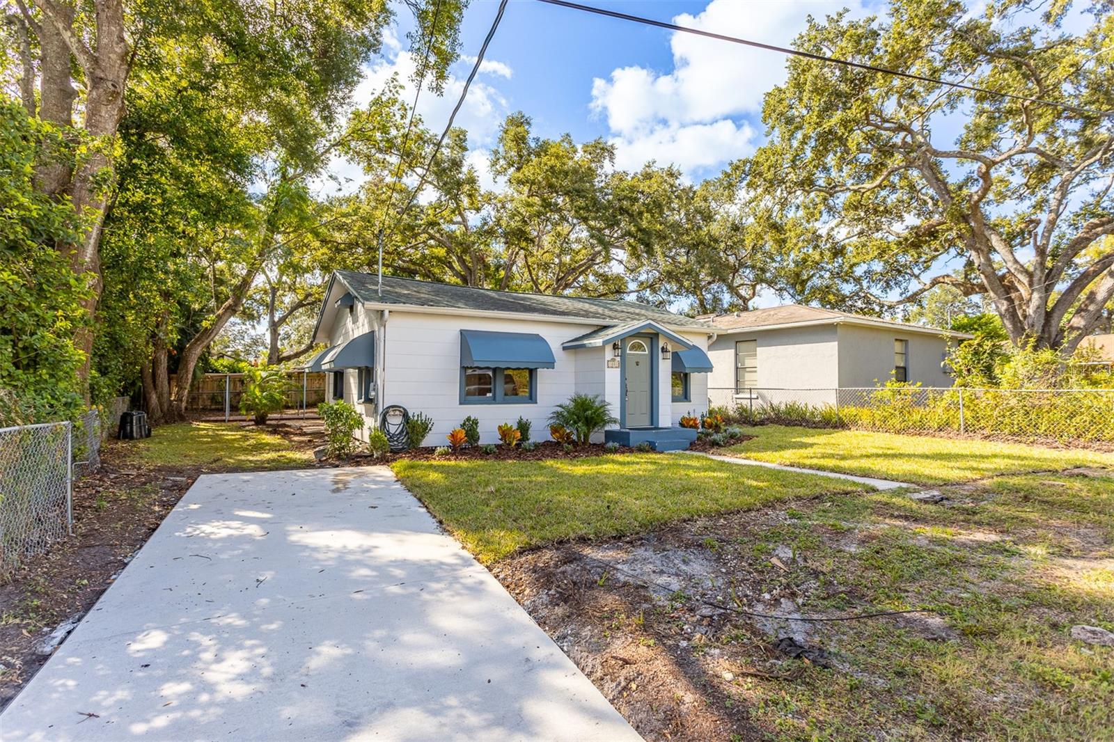 RIVERSIDE ESTATES CORR - Residential Lease