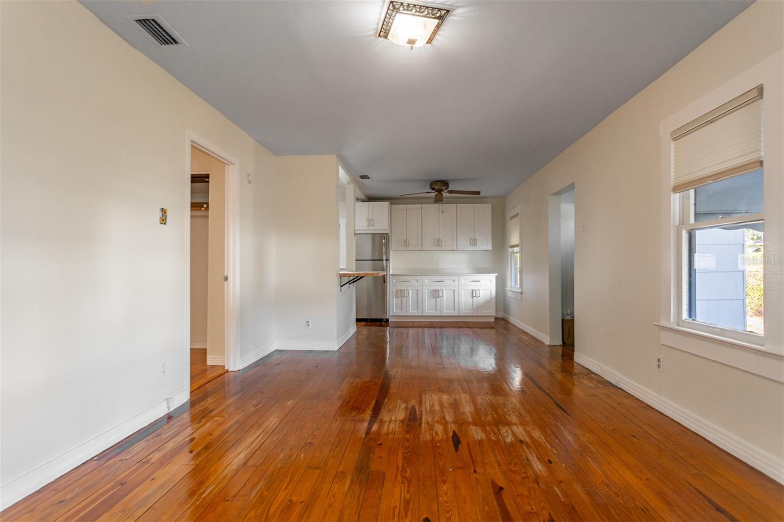 RIVERSIDE ESTATES CORR - Residential Lease