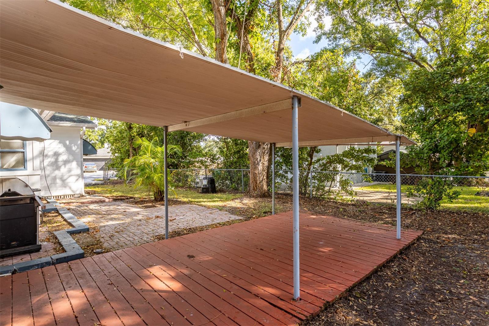 RIVERSIDE ESTATES CORR - Residential Lease