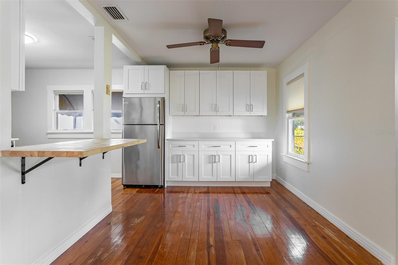 RIVERSIDE ESTATES CORR - Residential Lease
