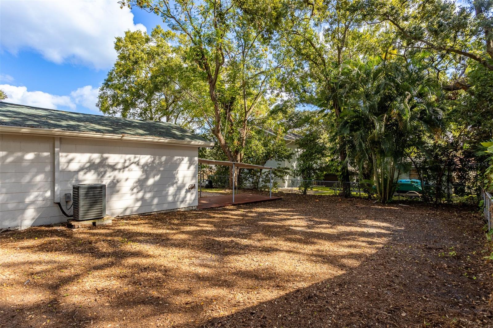 RIVERSIDE ESTATES CORR - Residential Lease