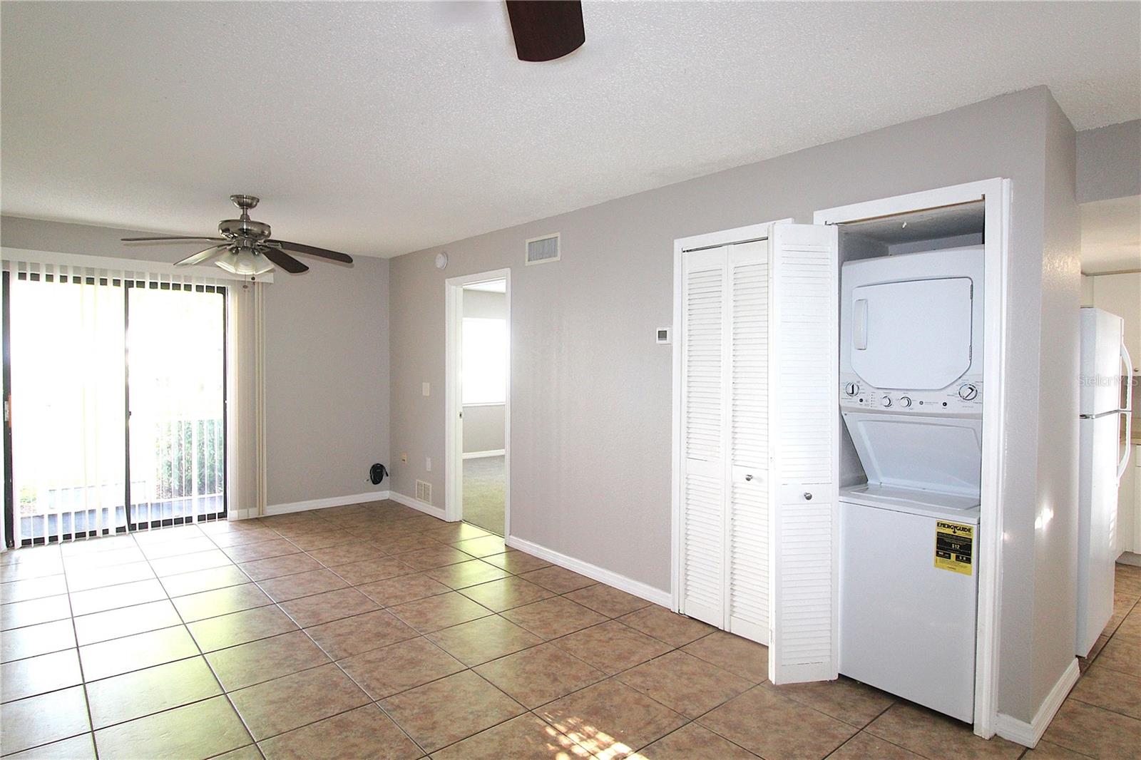 GARDEN WALK PH 1 - Residential Lease