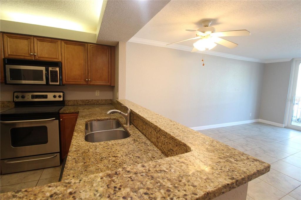 Photo of 2700 Coconut Bay Lane #1L, Sarasota, FL 34237 (MLS # A4675856)