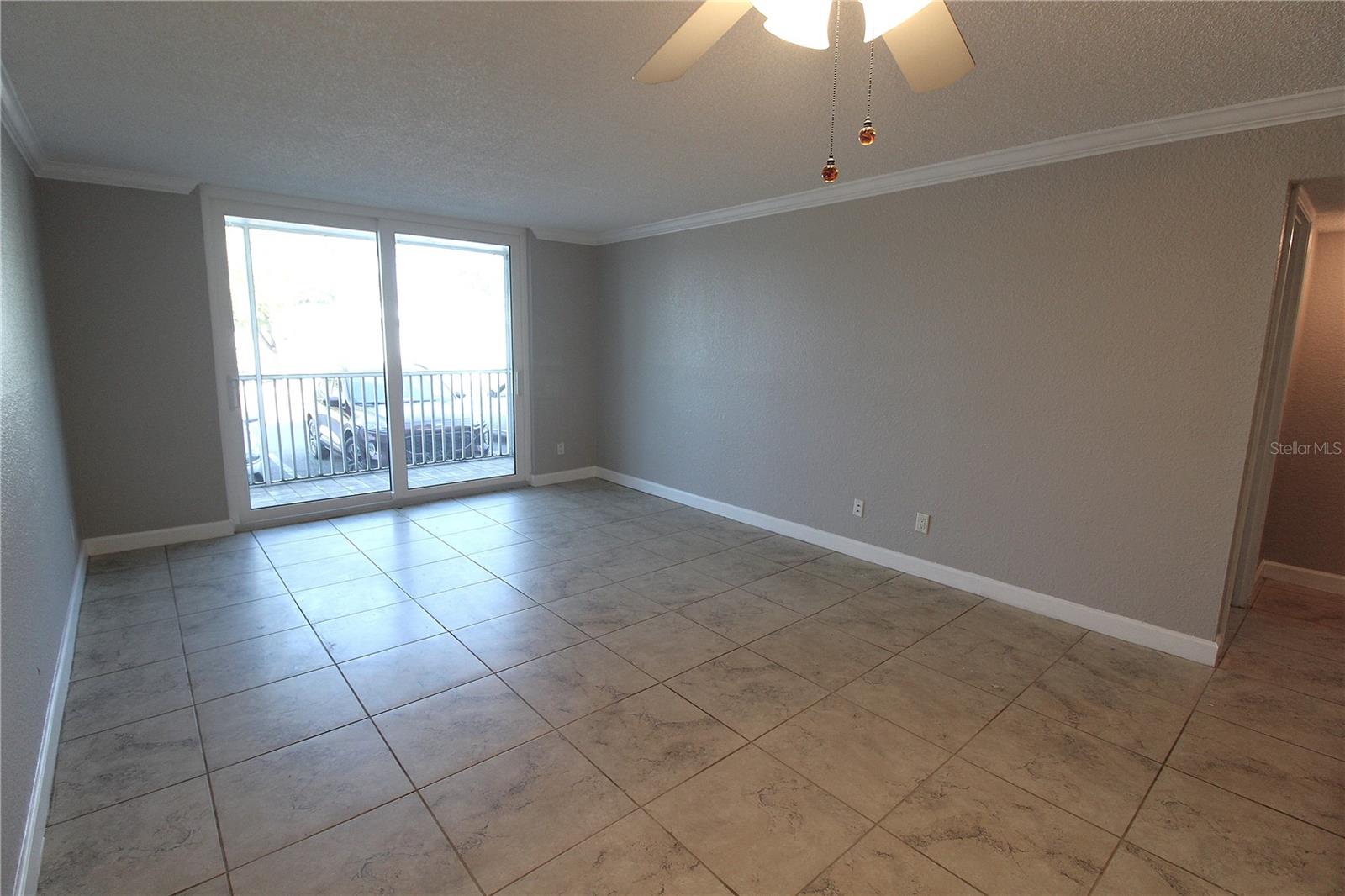 SARASOTA PALMS - Residential Lease