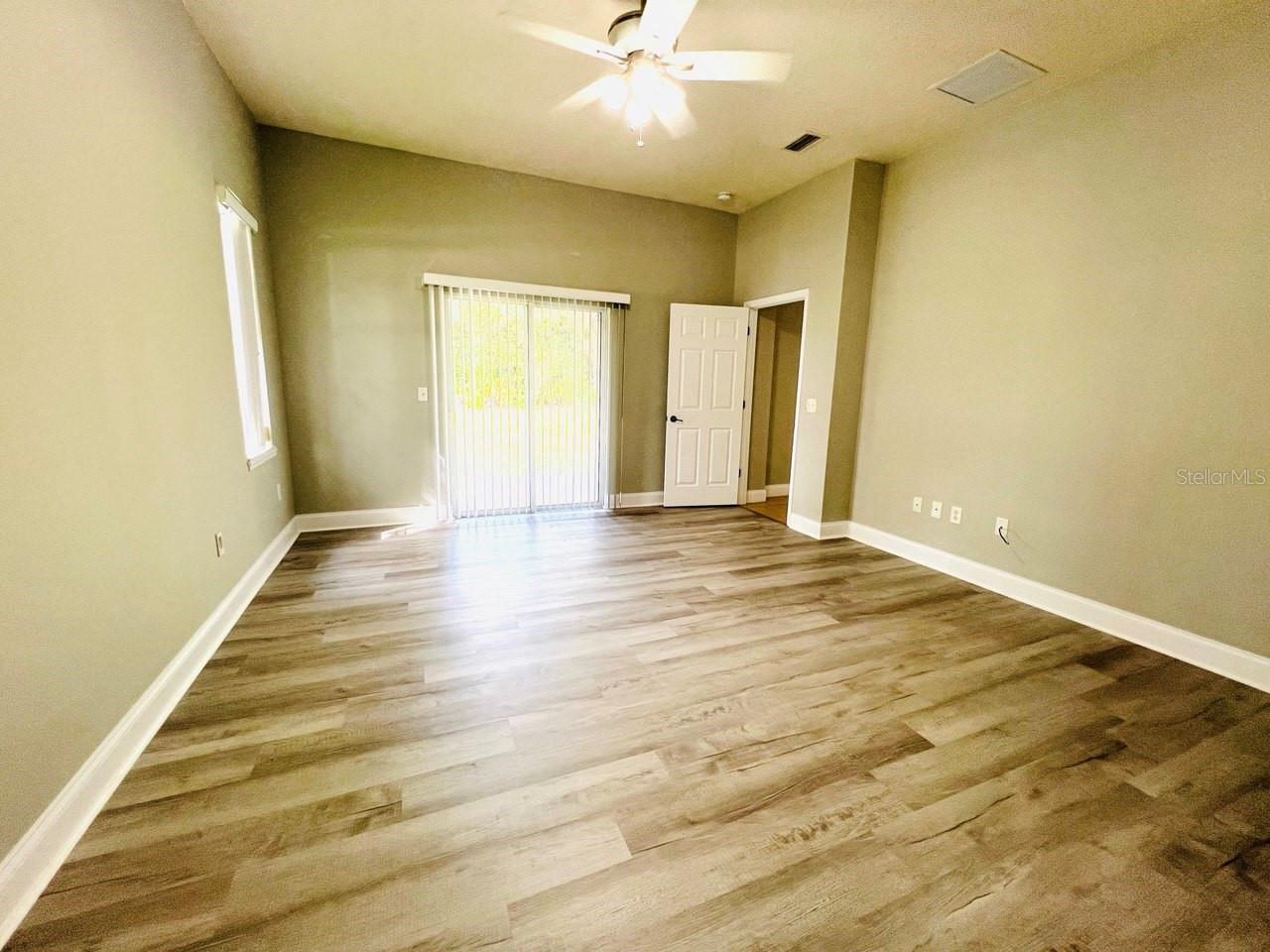 PALM HARBOR - Residential Lease