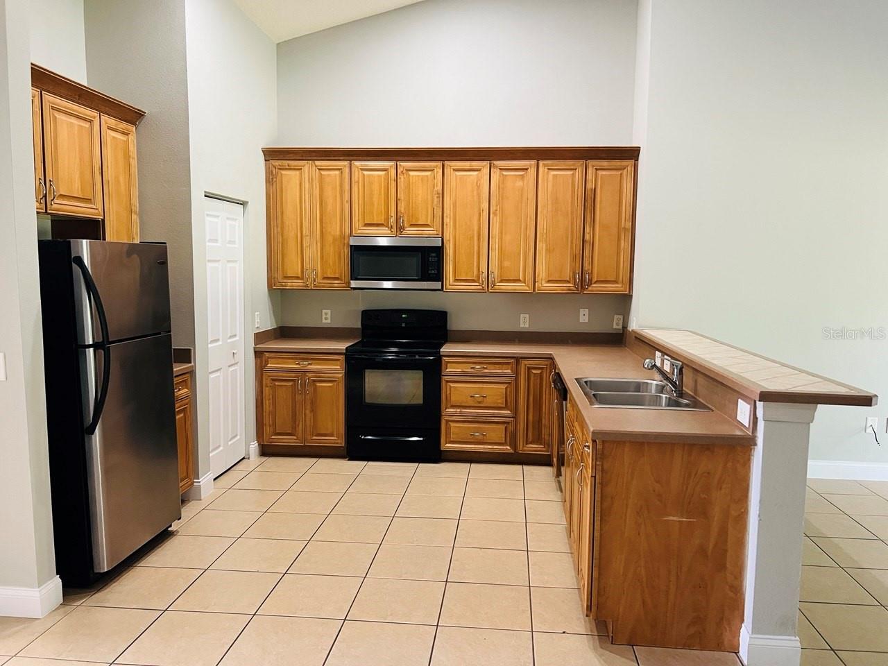 PALM HARBOR - Residential Lease