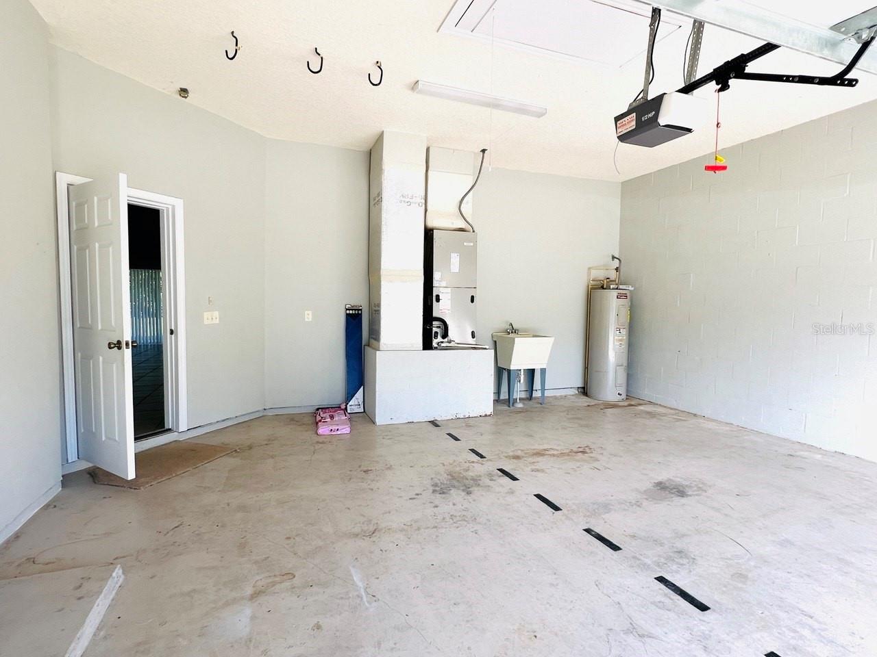 PALM HARBOR - Residential Lease