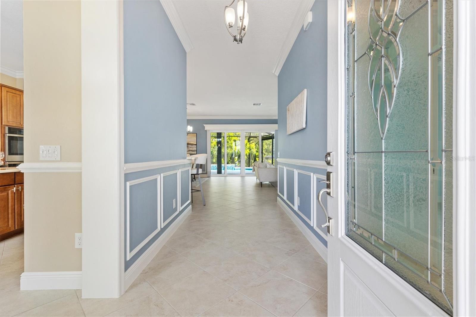 6988 LAWRENCEVILLE WAY
