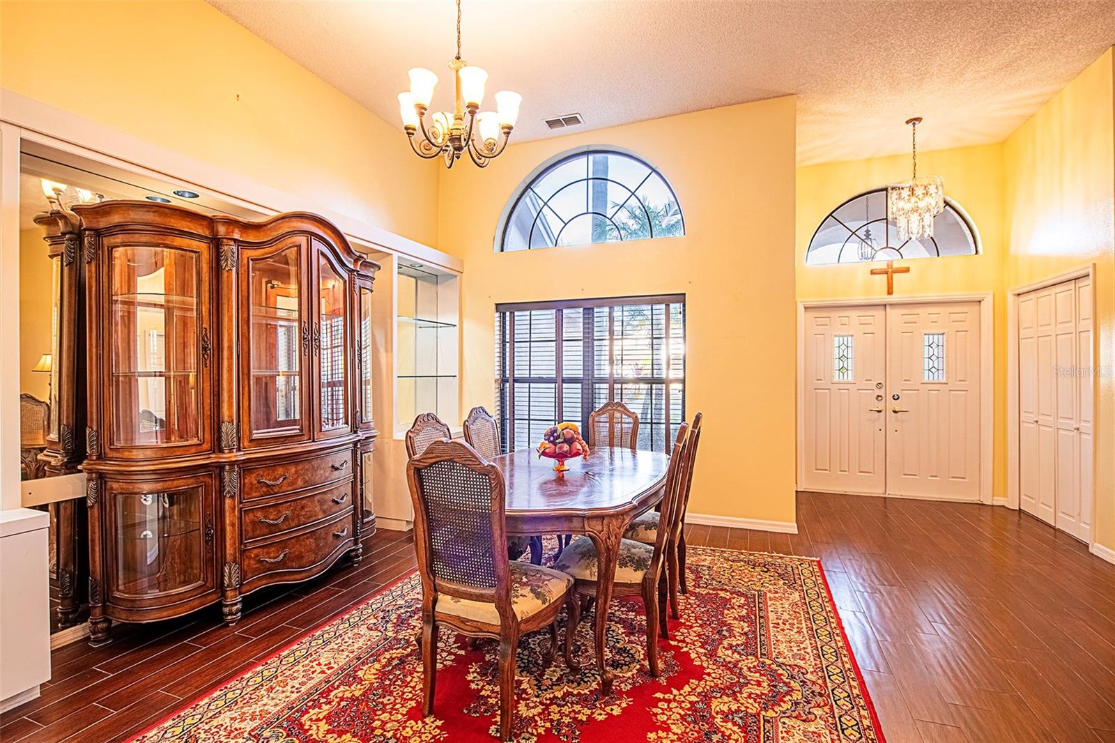 LAKESHORE VILLAGE AT WOODFIELD - Residential