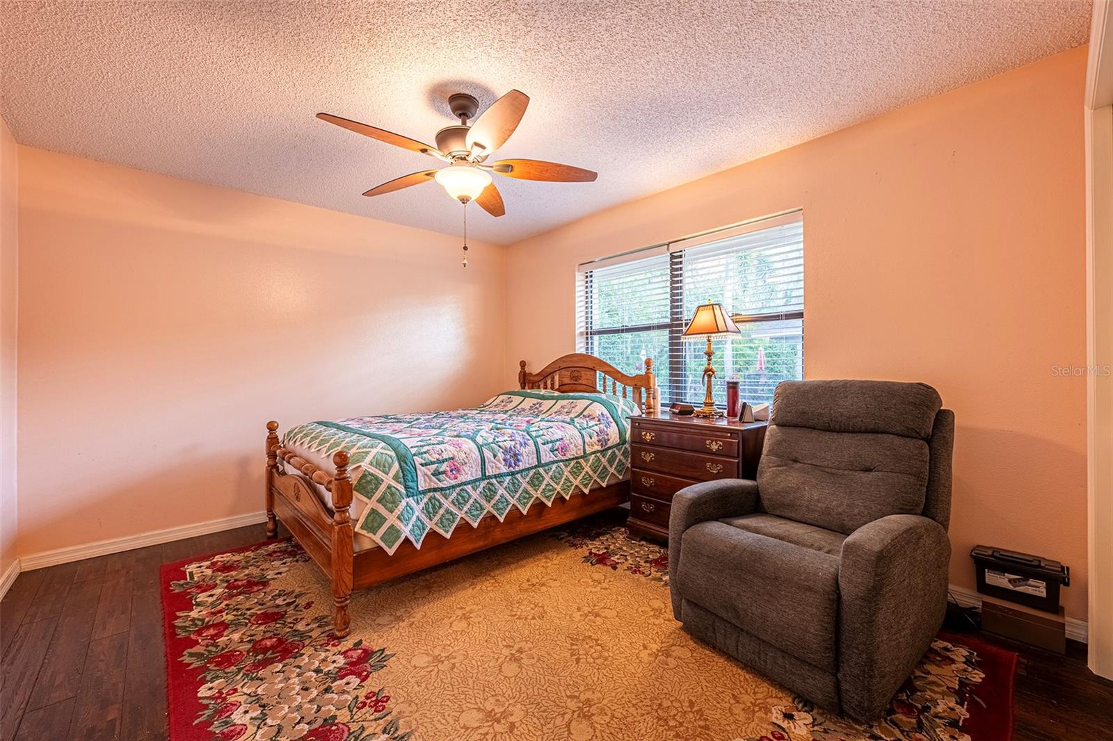 LAKESHORE VILLAGE AT WOODFIELD - Residential