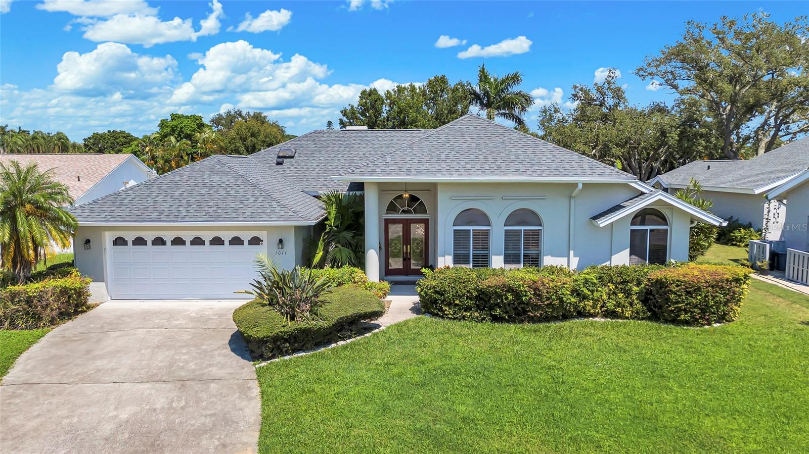 Coastal Living Just Minutes from the Bay & Beaches
Welcome to Pine Meadow, where every day feels like a vacation. This spacious 4-bedroom, 3-bath home with a den is perfectly situated less than 3 miles from Palma Sola Bay and under 6 miles to the pristine Gulf beaches—giving you endless opportunities for morning kayak trips, evening beach walks, and everything in between.
Inside, an open and inviting floor plan makes gathering with family and friends effortless. The den adds flexibility—ideal for a home office, playroom, or cozy reading nook. Step outside and you’ll find your private retreat: a heated saltwater pool with a brand-new screen enclosure (July 2025), designed for year-round fun under the Florida sun.
Thoughtful updates provide comfort and peace of mind, including a new roof (March 2025) and a 200-amp electrical panel replacement (April 2022).
Whether you’re looking for a full-time residence or a vacation getaway, this home delivers the perfect blend of modern upgrades, coastal convenience, and laid-back Florida lifestyle.