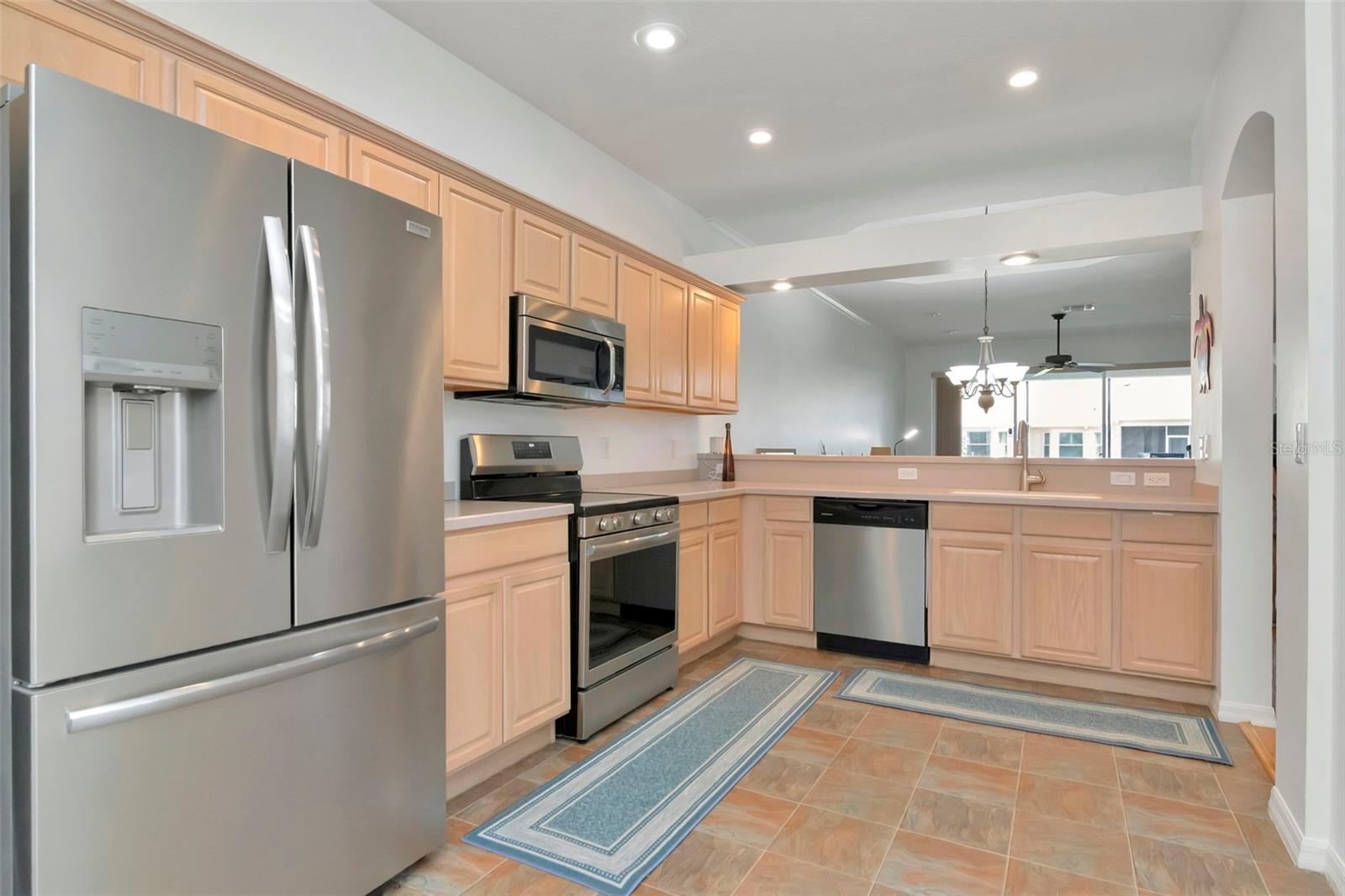 GROVES PH III-CLUB VILLAS - Residential