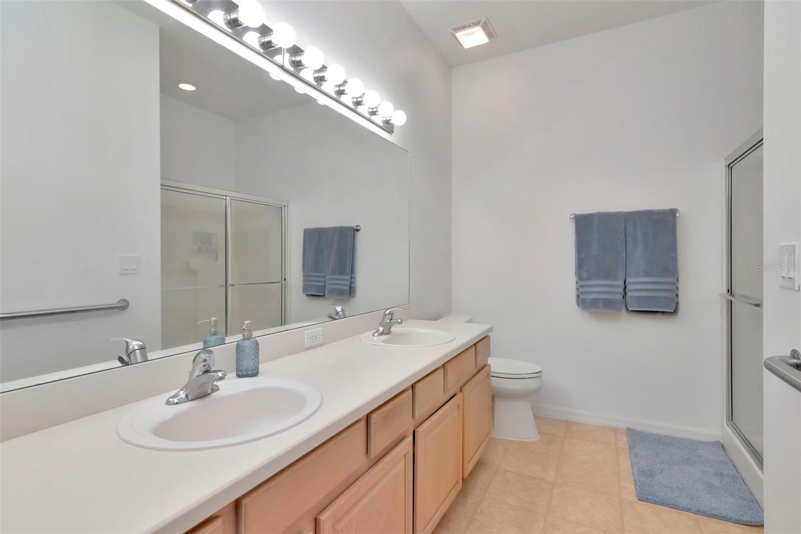 GROVES PH III-CLUB VILLAS - Residential