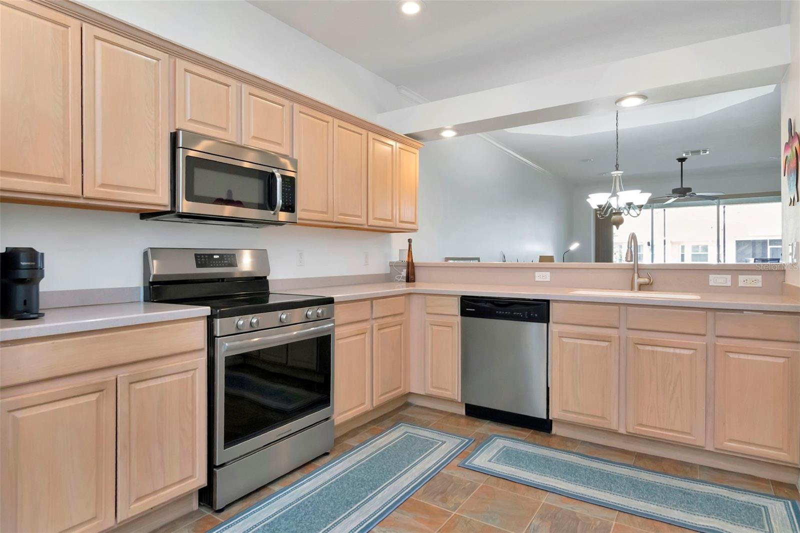 GROVES PH III-CLUB VILLAS - Residential