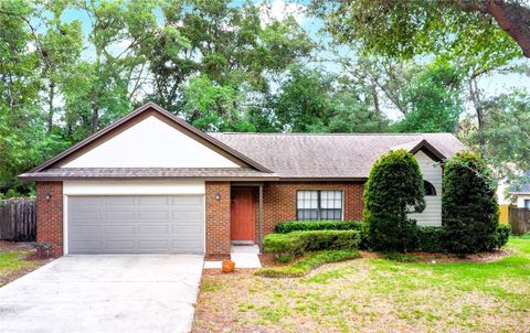 Photo of 5458 Aeolus Way, Orlando, FL 32808 (MLS # O6409690)