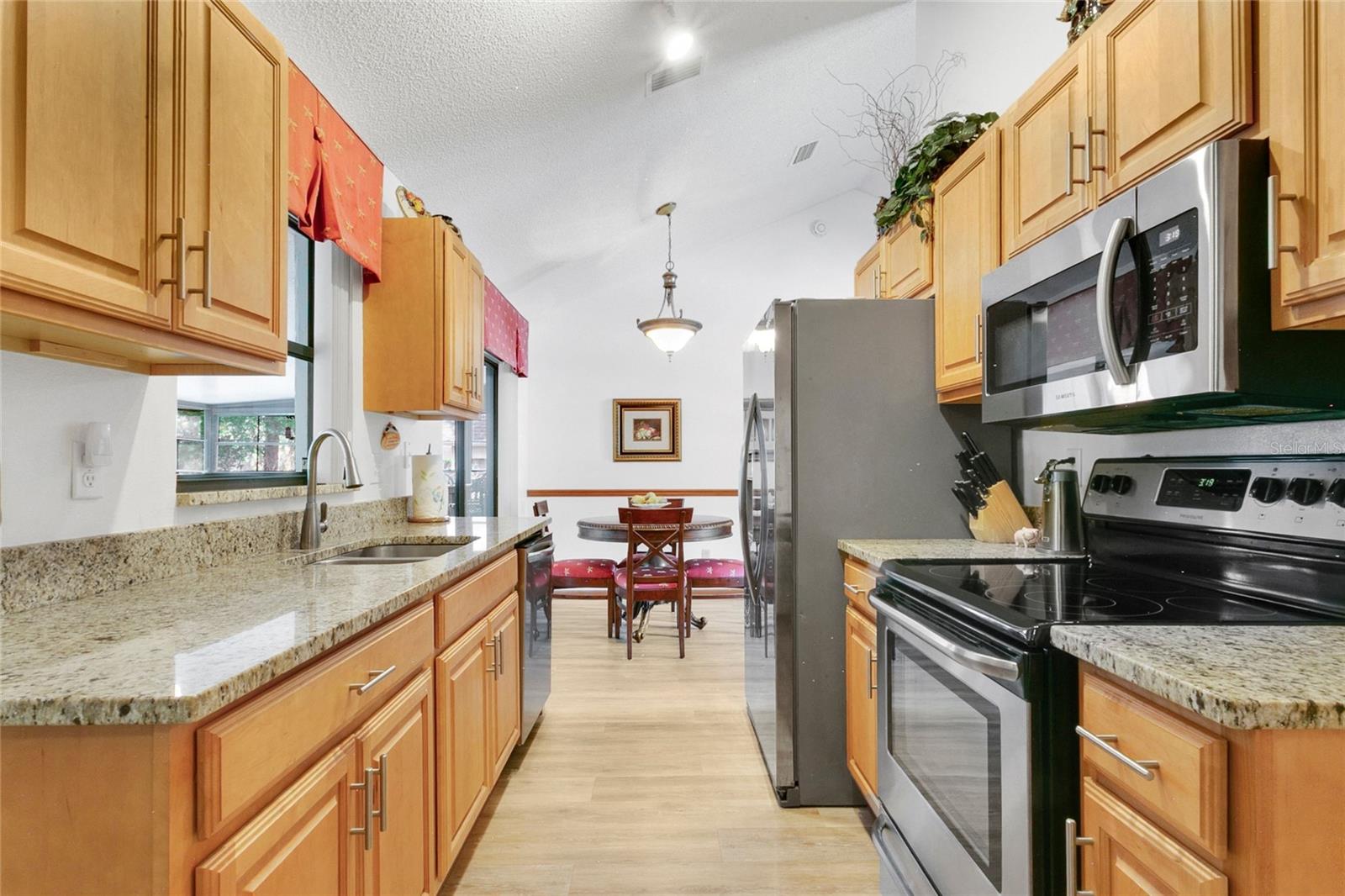 WINDSONG ESTATES - Residential
