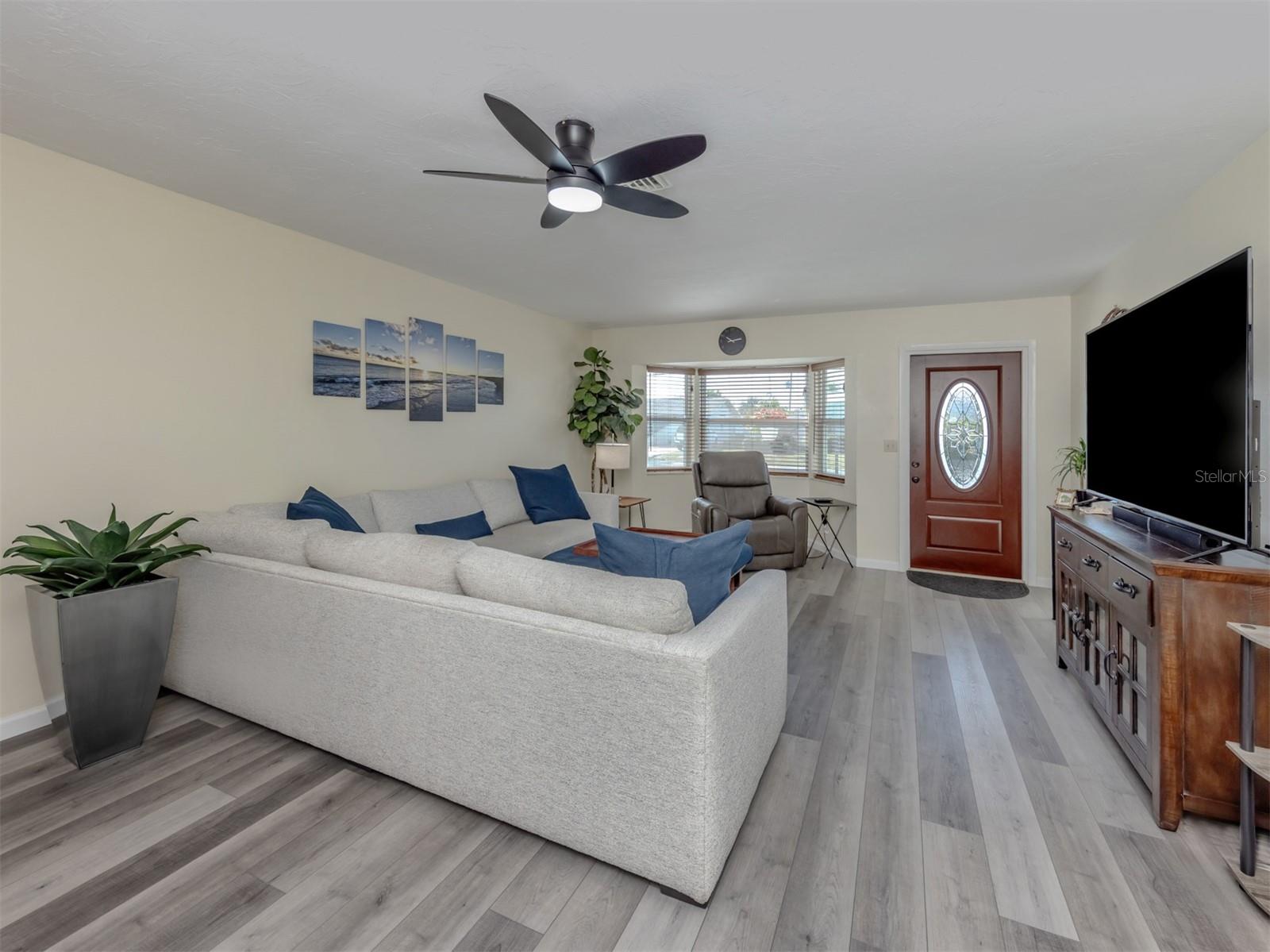 EAST GATE - Residential