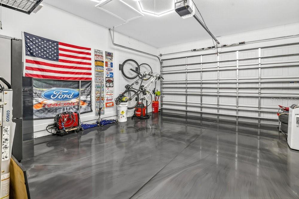 VILLAGES AT MINNEOLA HILLS - Residential