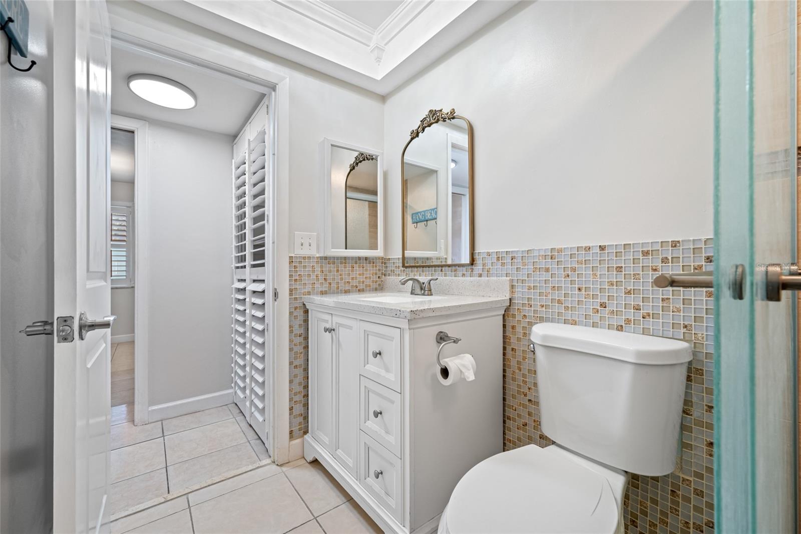 SUNSET PLAZA EAST APTS CONDO - Residential