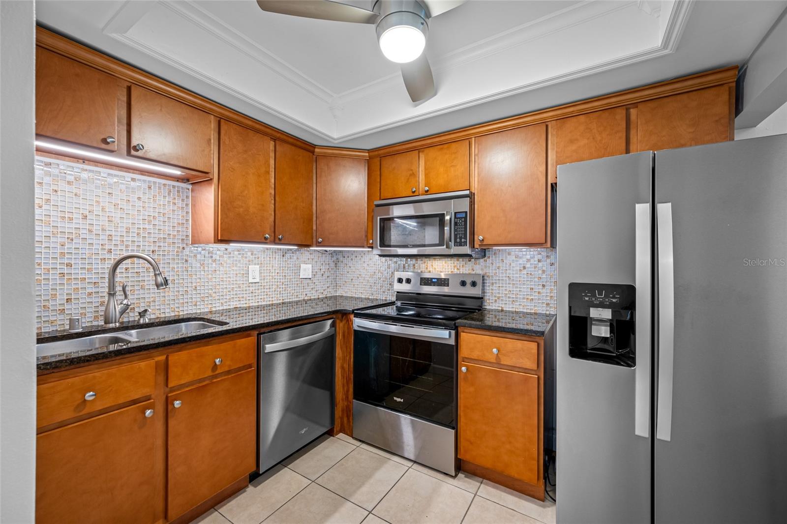 SUNSET PLAZA EAST APTS CONDO - Residential