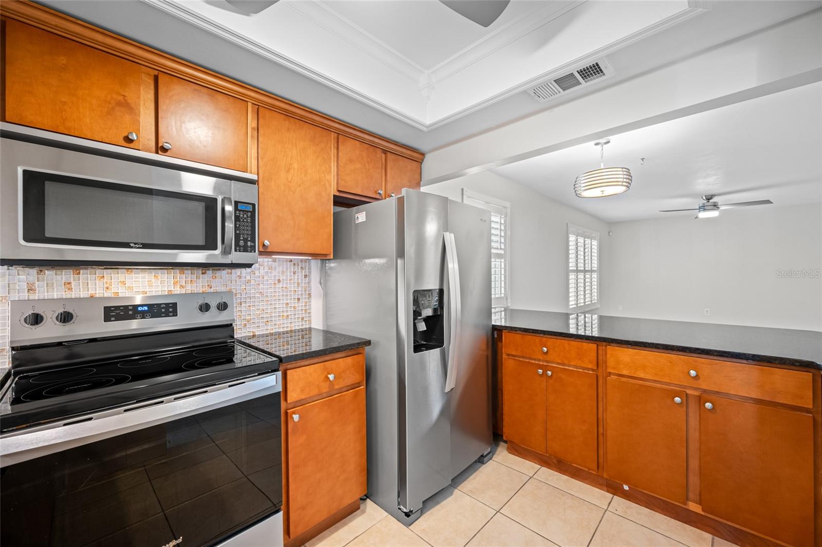 SUNSET PLAZA EAST APTS CONDO - Residential