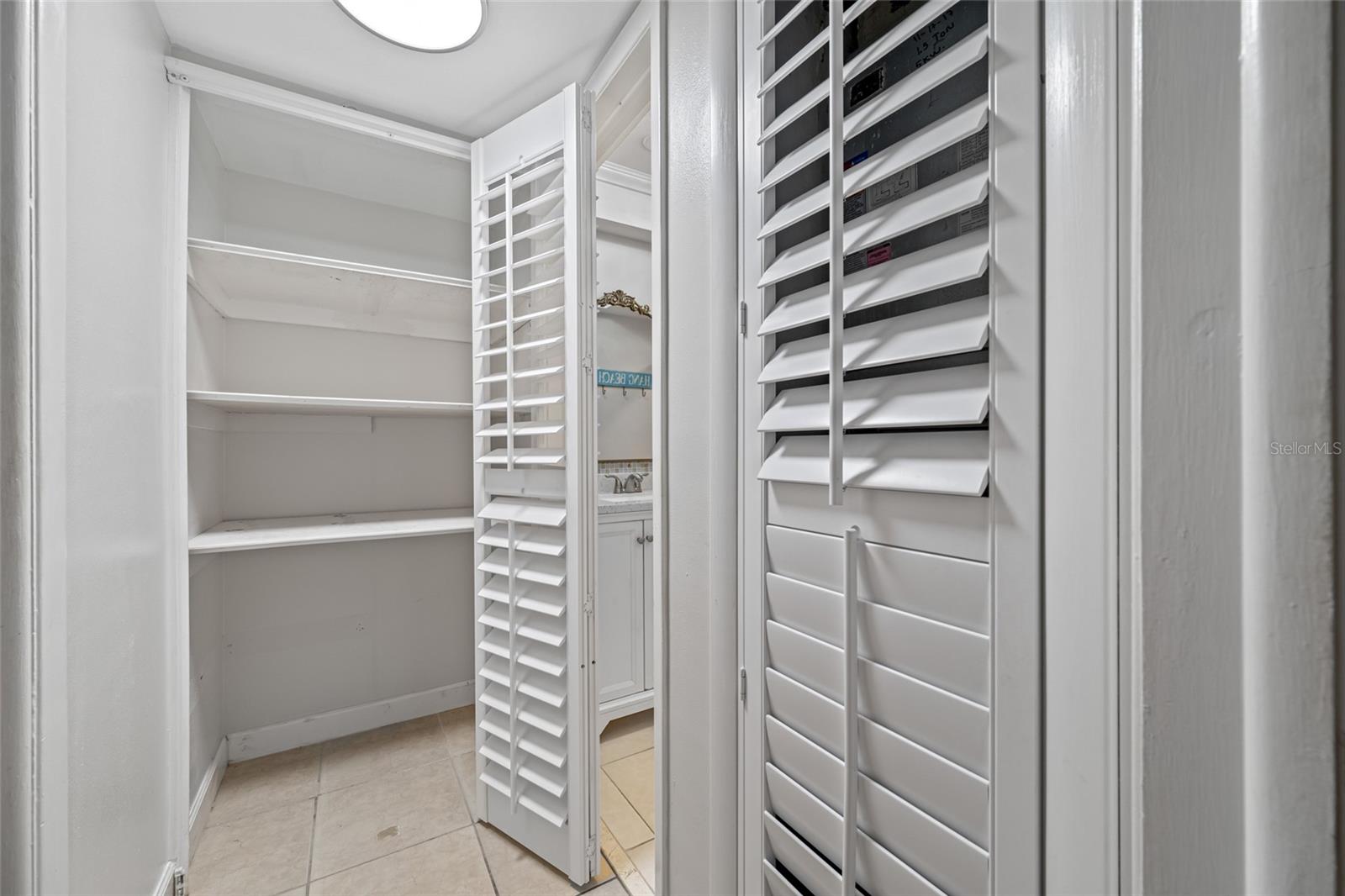 SUNSET PLAZA EAST APTS CONDO - Residential