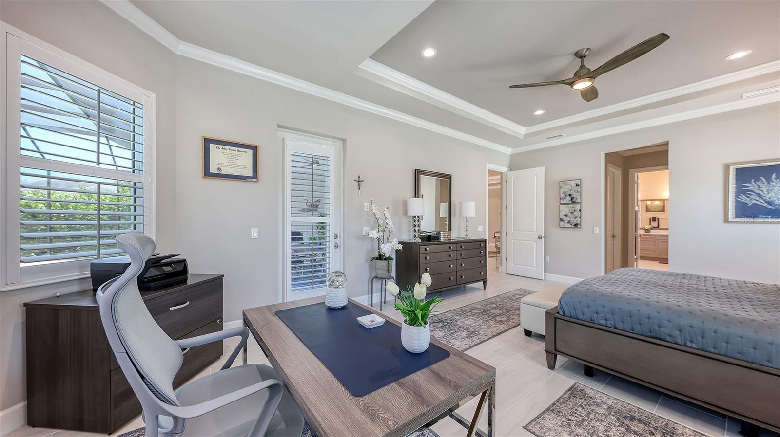 SANDHILL LAKE - Residential