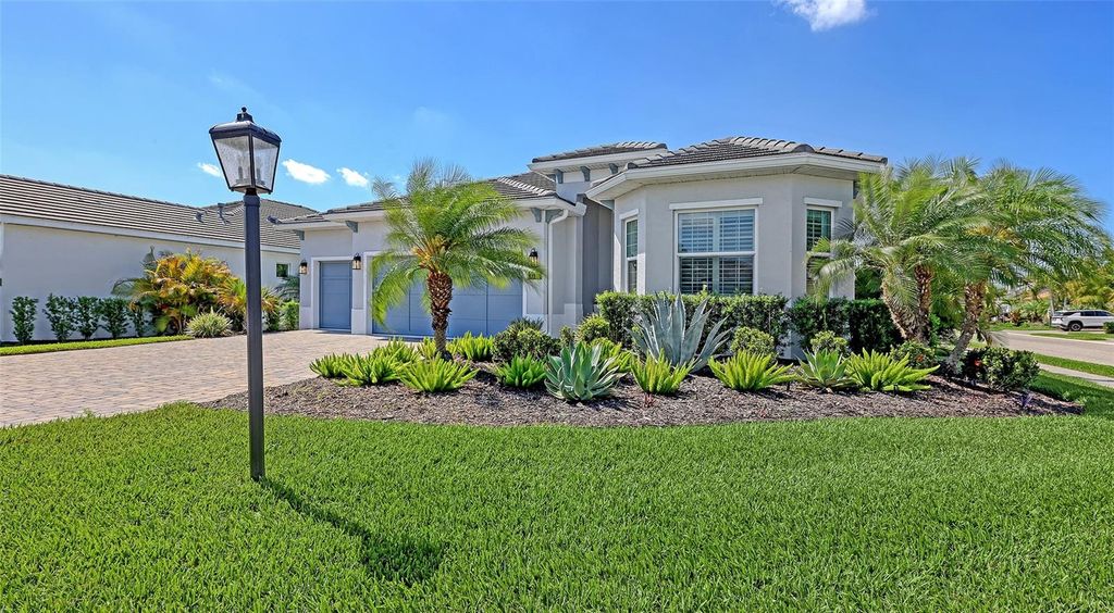 Photo of 7724 Sandhill Lake Drive, Sarasota, FL 34241 (MLS # A4691766)