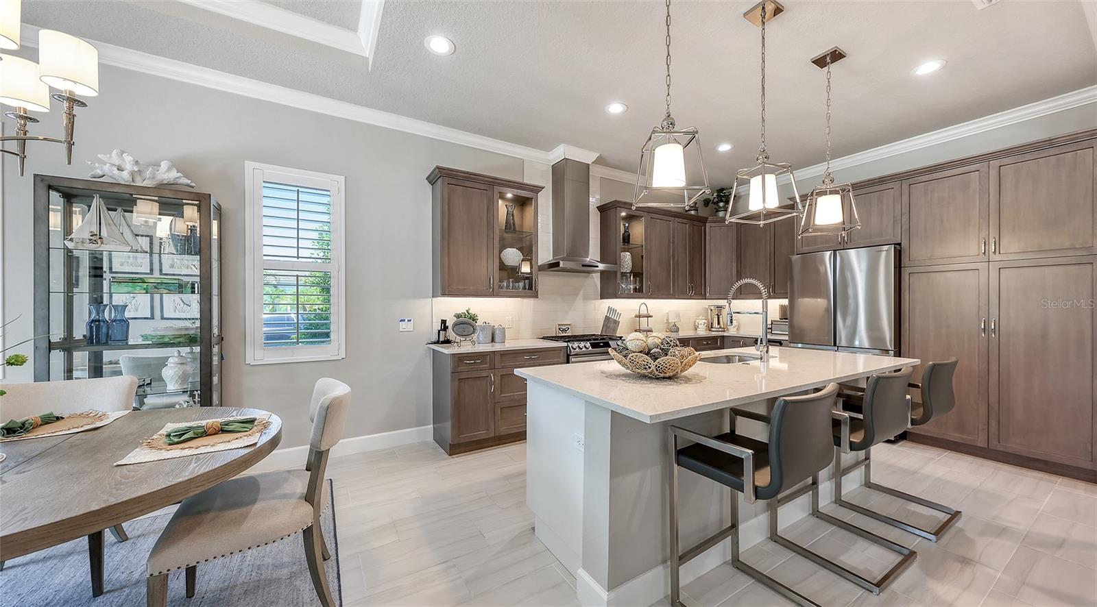 SANDHILL LAKE - Residential